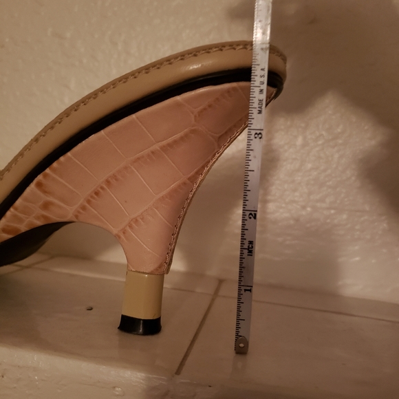 Linea Paolo Slip On Heels - Picture 8 of 8